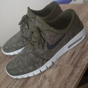 Nike SB Janoski Max